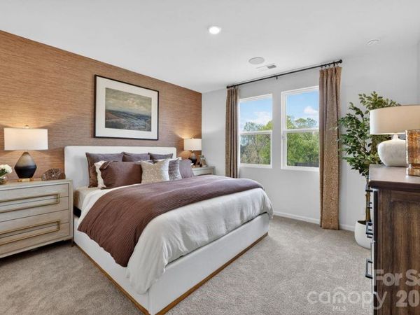 18211 Torchbearer Lane , Charlotte, NC 28278