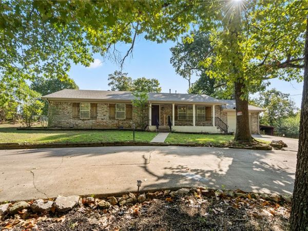 3407 Ridge Road , Siloam Springs, AR 72761