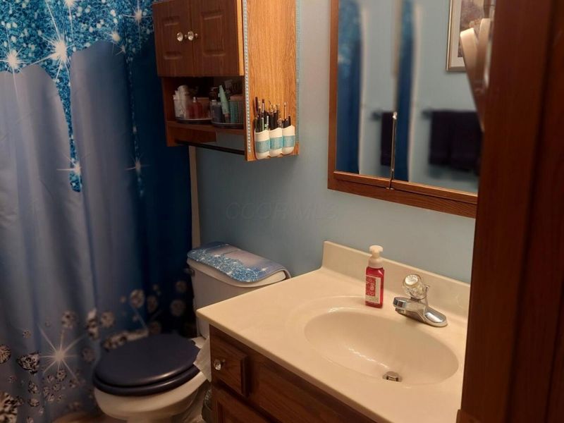 338 Bishop Drive, Unit 13, London, OH 43140 Photo 17