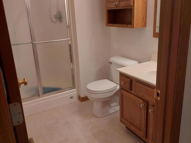338 Bishop Drive, Unit 13, London, OH 43140 Photo 20