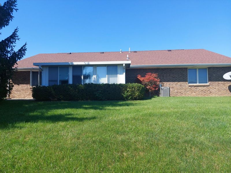 338 Bishop Drive, Unit 13, London, OH 43140 Photo 31