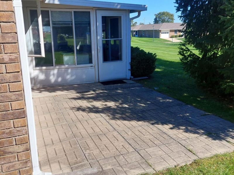 338 Bishop Drive, Unit 13, London, OH 43140 Photo 33