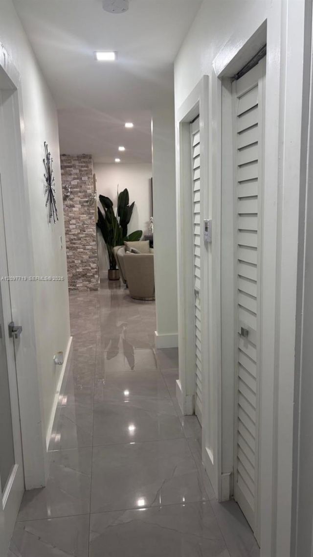 10450 SW 42nd Ter , Miami, FL 33165 Photo