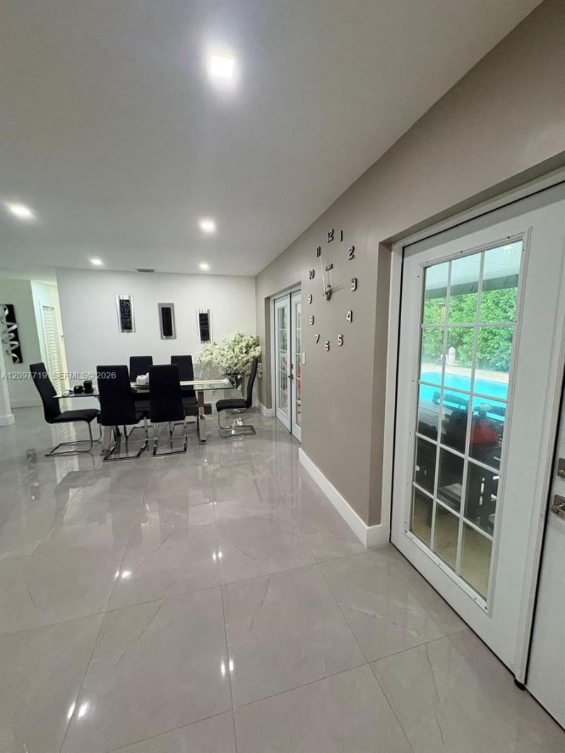 10450 SW 42nd Ter , Miami, FL 33165 Photo