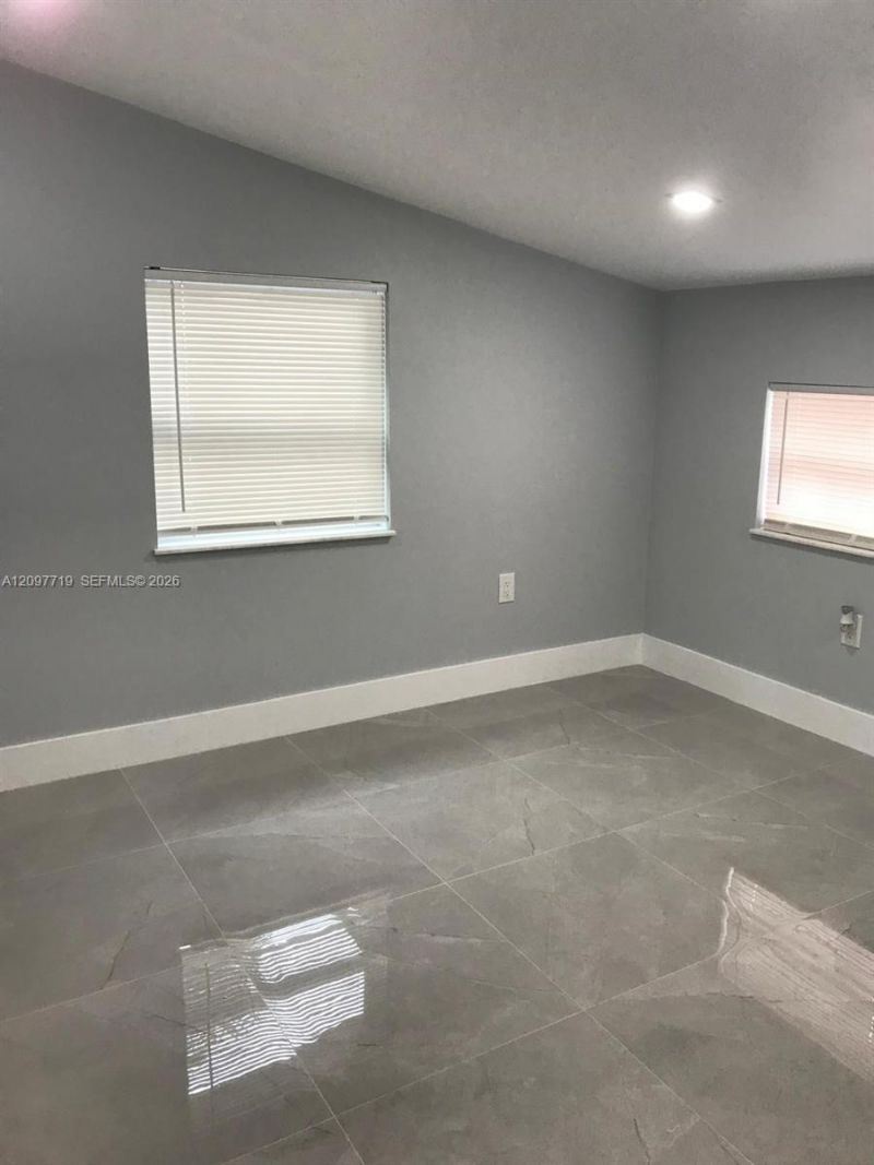 10450 SW 42nd Ter , Miami, FL 33165 Photo