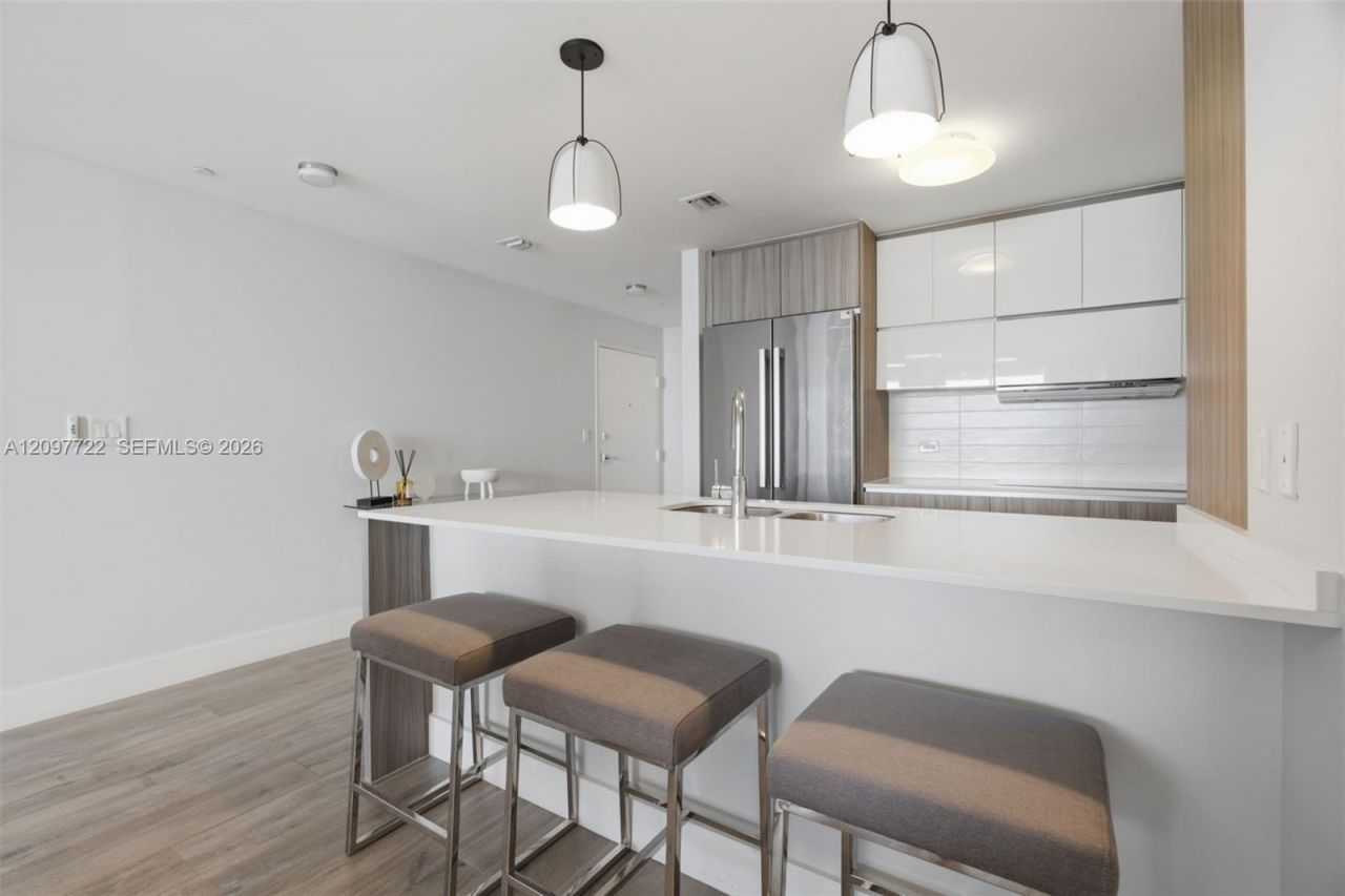 600 NE 27th St , Unit 1204, Miami, FL 33137 Photo