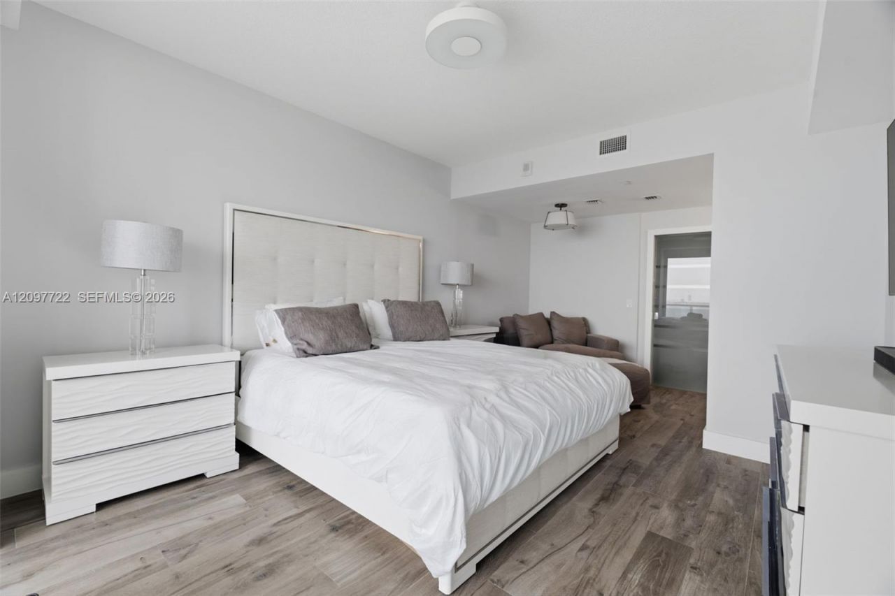 600 NE 27th St , Unit 1204, Miami, FL 33137 Photo