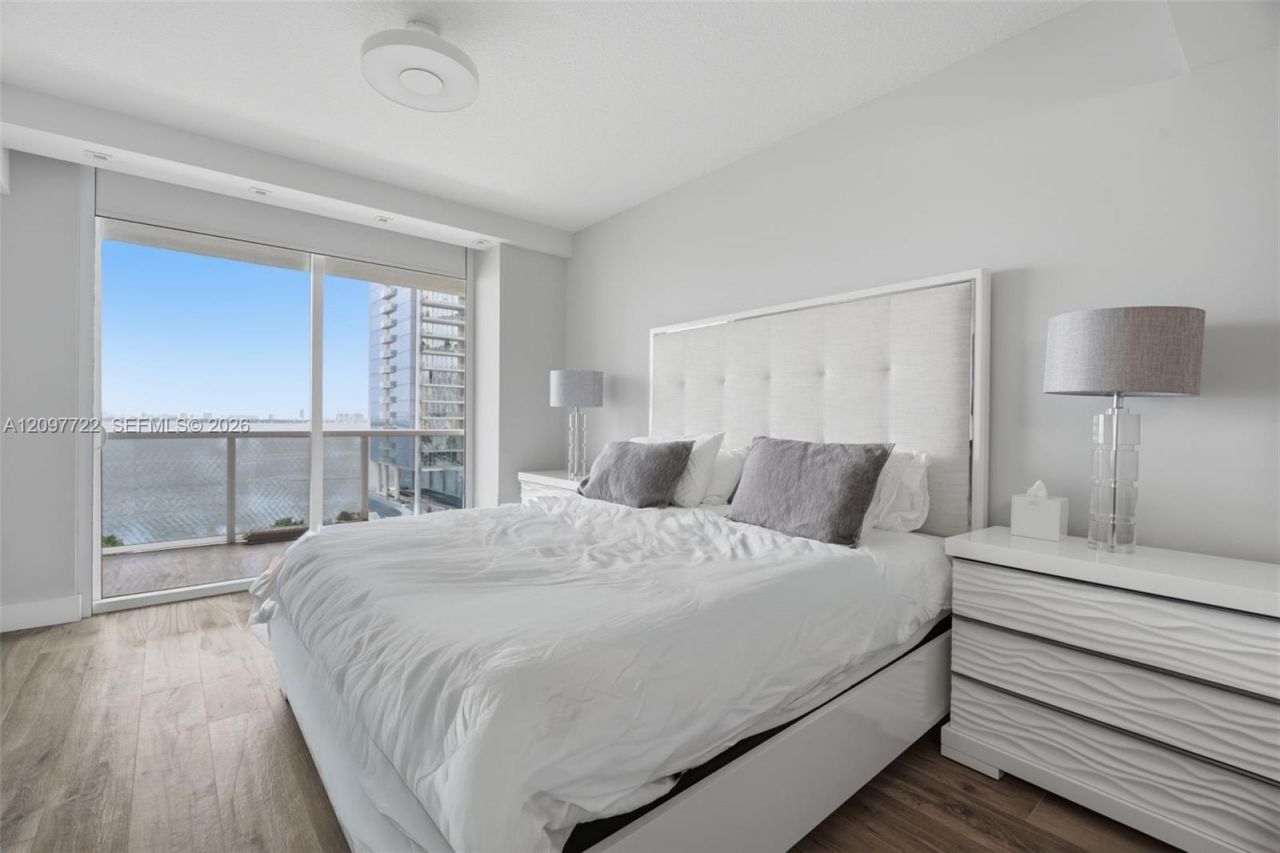 600 NE 27th St , Unit 1204, Miami, FL 33137 Photo
