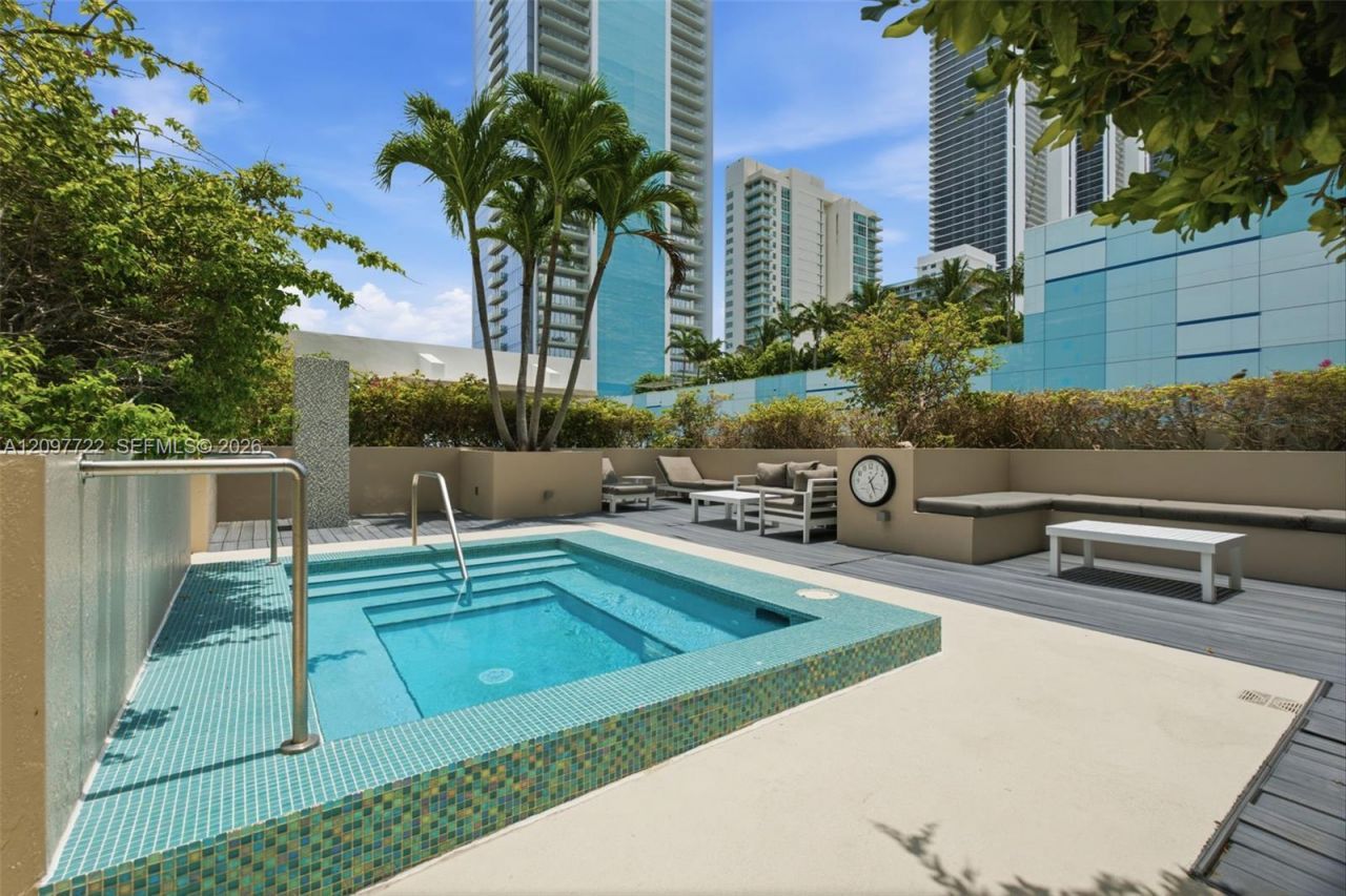 600 NE 27th St , Unit 1204, Miami, FL 33137 Photo