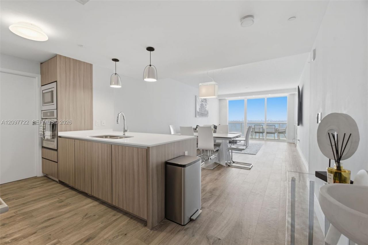 600 NE 27th St , Unit 1204, Miami, FL 33137 Photo