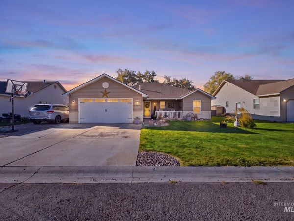 1009 Lauren Lane, Filer, ID 83328