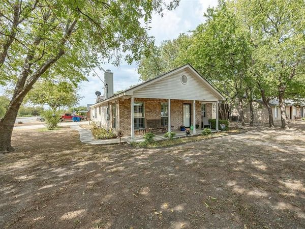 201 W Oak Street, Aledo, TX 76008
