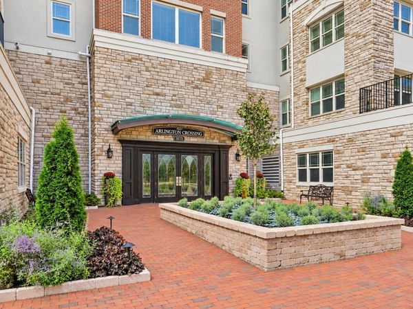 3175 Tremont Road, Unit 206, Columbus, OH 43221