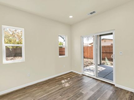 4824-4826 Skyway Dr, Fair Oaks, CA 95628 Photo