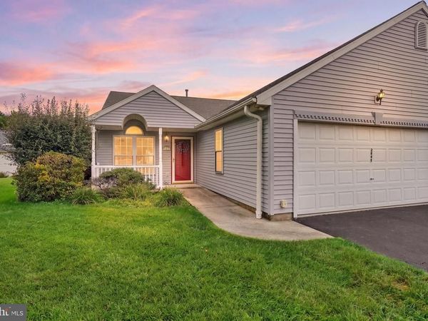 2845 TONYS DRIVE, YORK, PA 17408