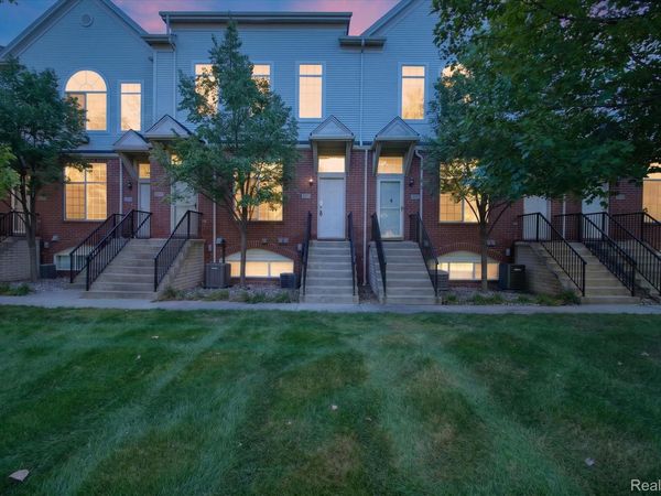 30770 Ardmore Court , Novi, Mi 48377