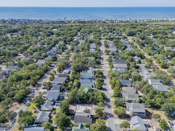 136 NE 12th Street , Oak Island, NC 28465