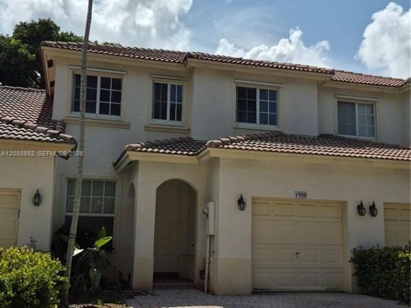 1908 NW 79th Way , Pembroke Pines, FL 33024