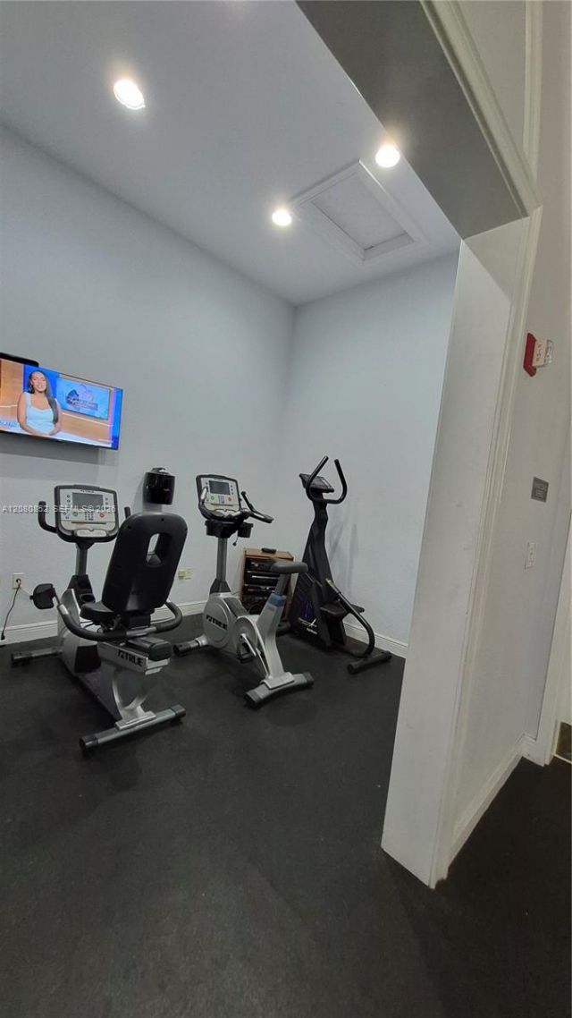 1908 NW 79th Way , Pembroke Pines, FL 33024 Photo