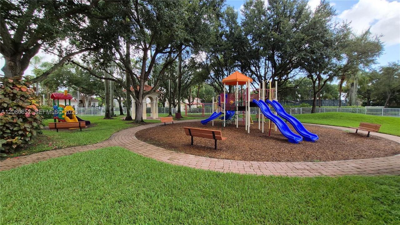 1908 NW 79th Way , Pembroke Pines, FL 33024 Photo
