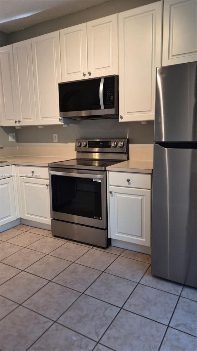 1908 NW 79th Way , Pembroke Pines, FL 33024 Photo