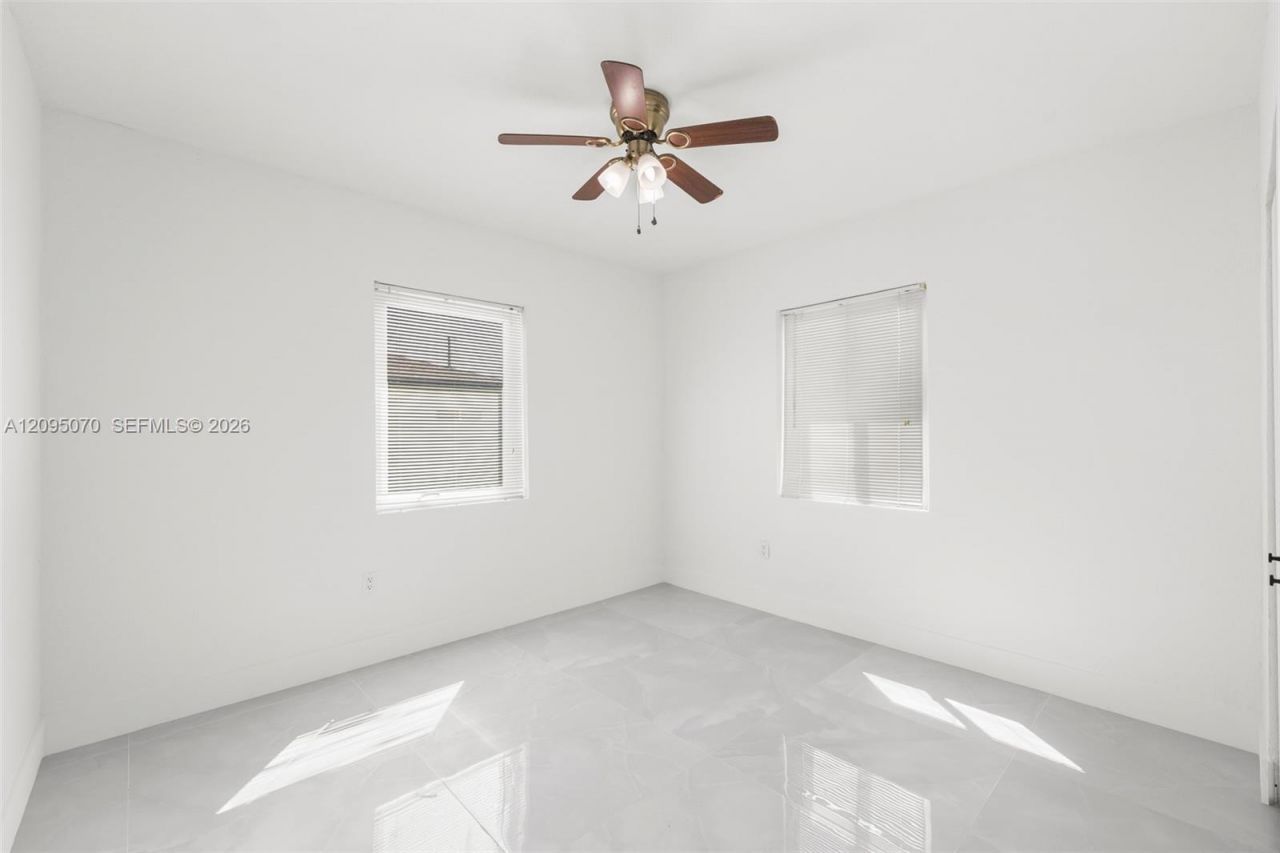 10930 SW 216th St, Miami, FL 33170 Photo