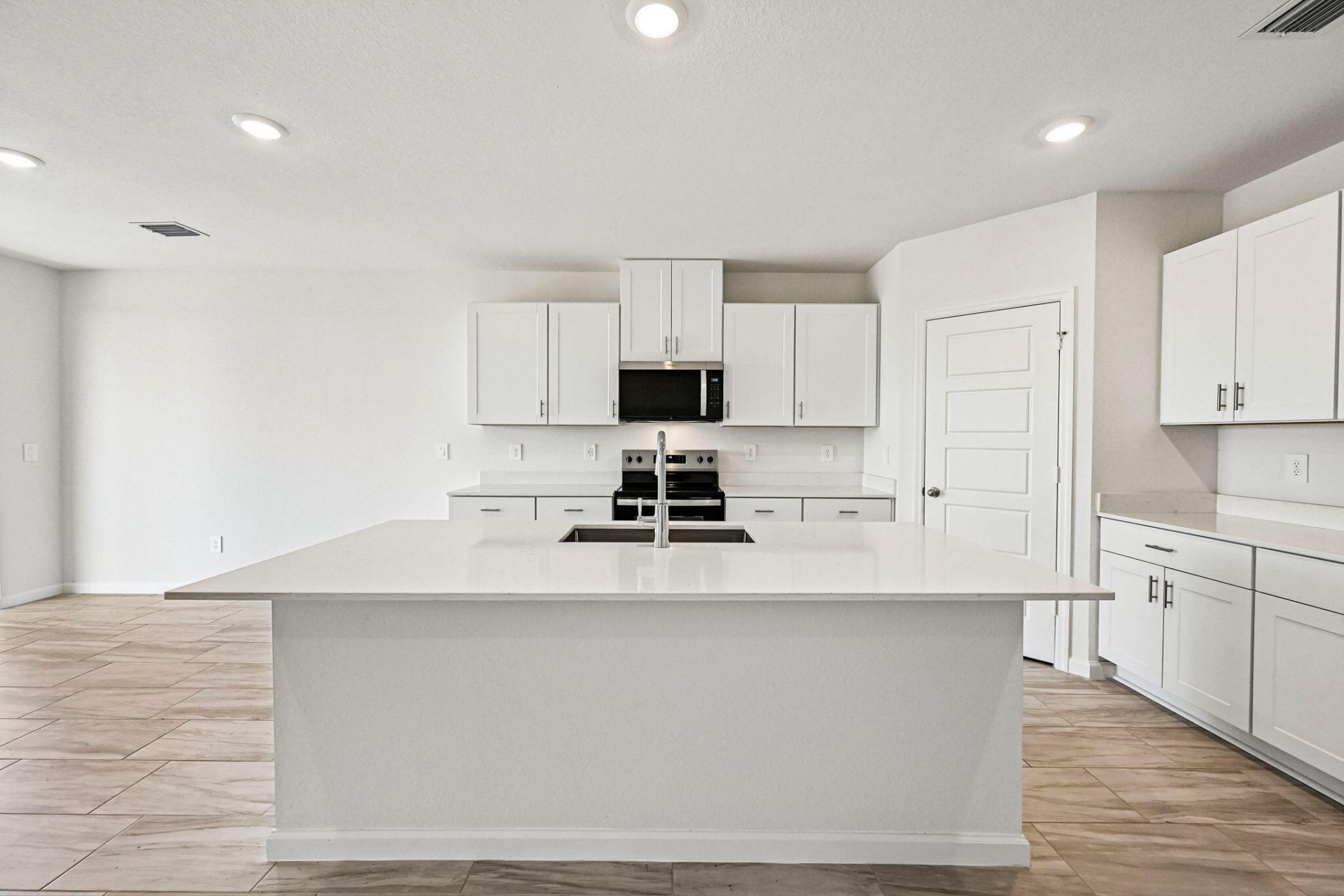 15795 SW Vine Drive, Indiantown, FL 34956 Photo