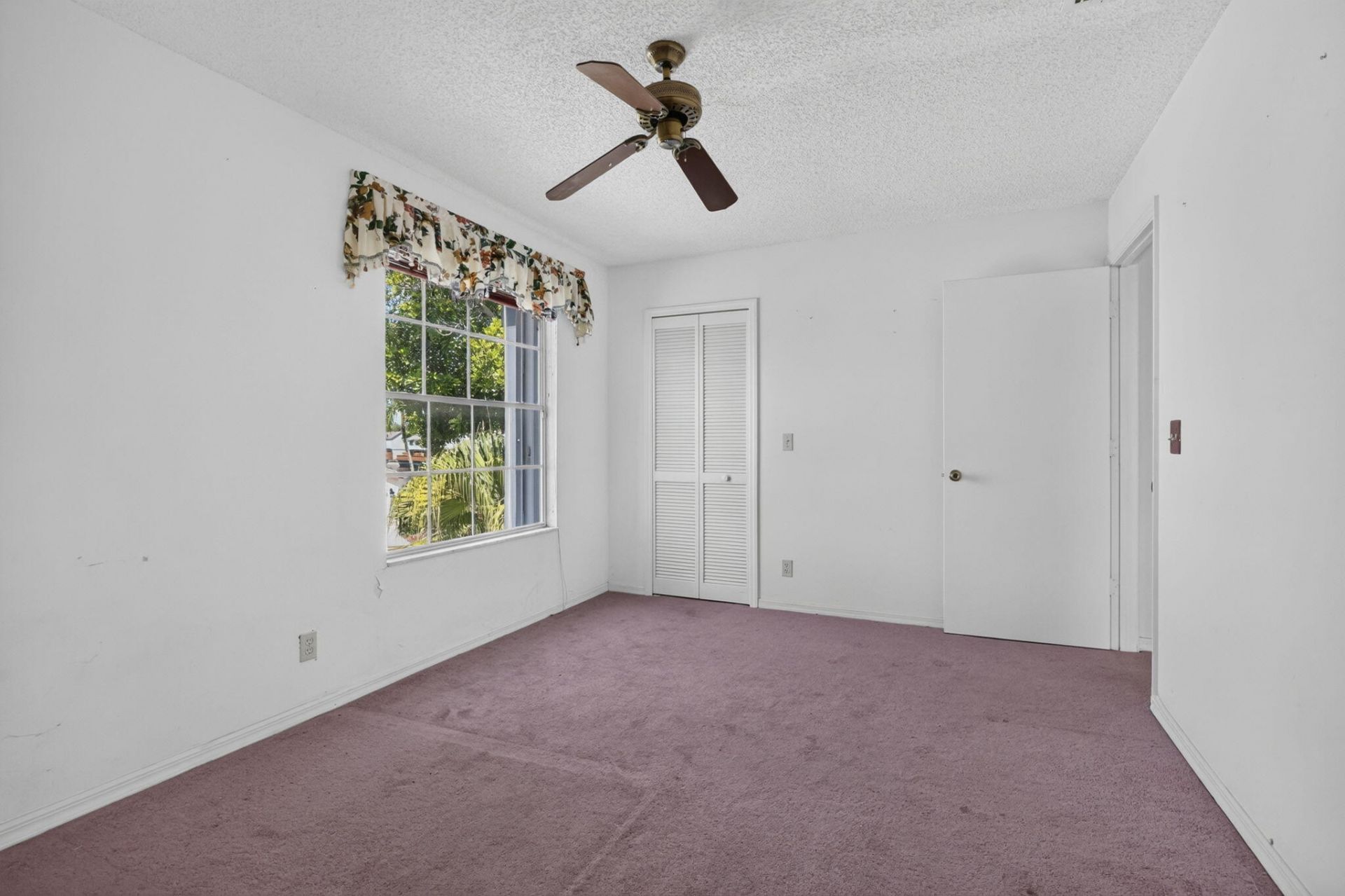 117 Hammocks Court, Greenacres, FL 33413 Photo
