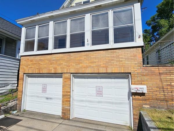 1415 Burnet Avenue, Syracuse, NY 13206