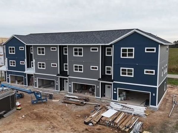 6333 Devil's Lake Way, McFarland, WI 53558