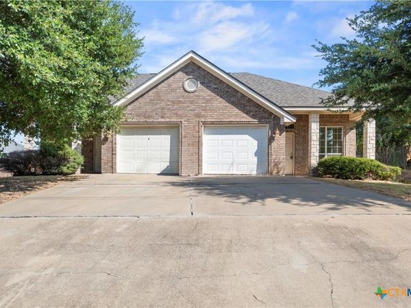 816 Twin Oaks Drive , Temple, TX 76504