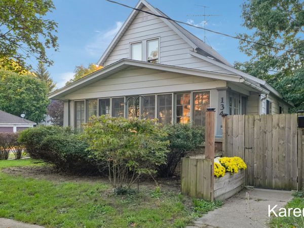 134 Fitzhugh Avenue SE, Grand Rapids, MI 49506