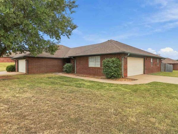 1602-1606 W 22nd Avenue, Stillwater, OK 74074