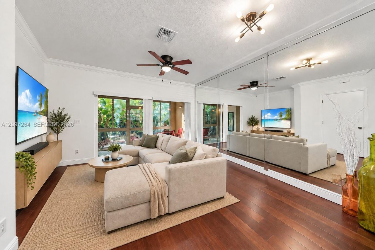 716 SW 122nd Ave, Pembroke Pines, FL 33025 Photo