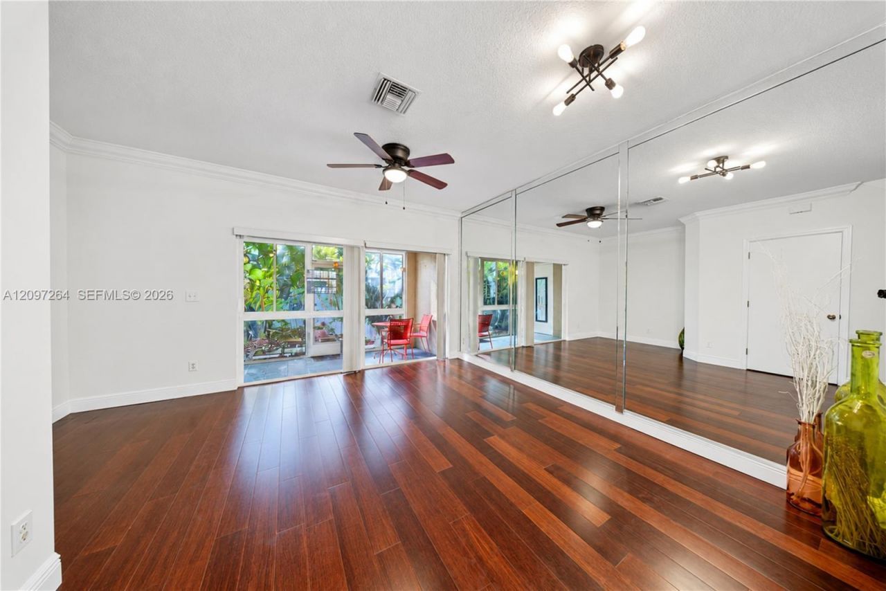 716 SW 122nd Ave, Pembroke Pines, FL 33025 Photo