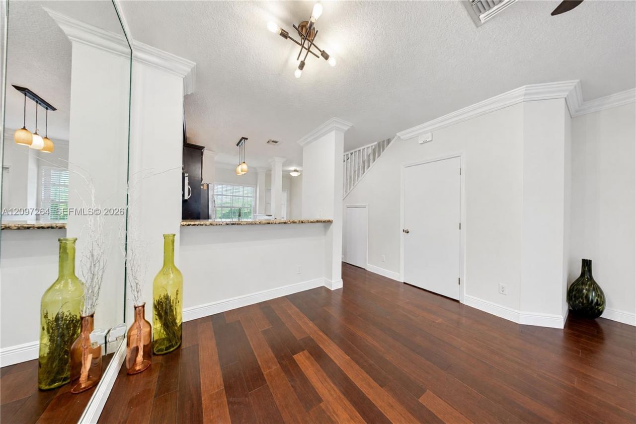 716 SW 122nd Ave, Pembroke Pines, FL 33025 Photo