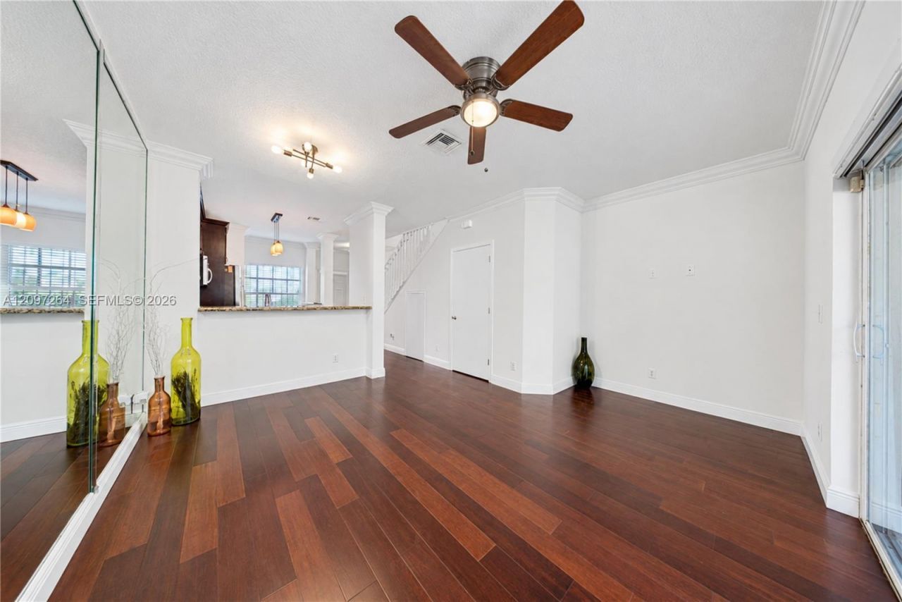 716 SW 122nd Ave, Pembroke Pines, FL 33025 Photo
