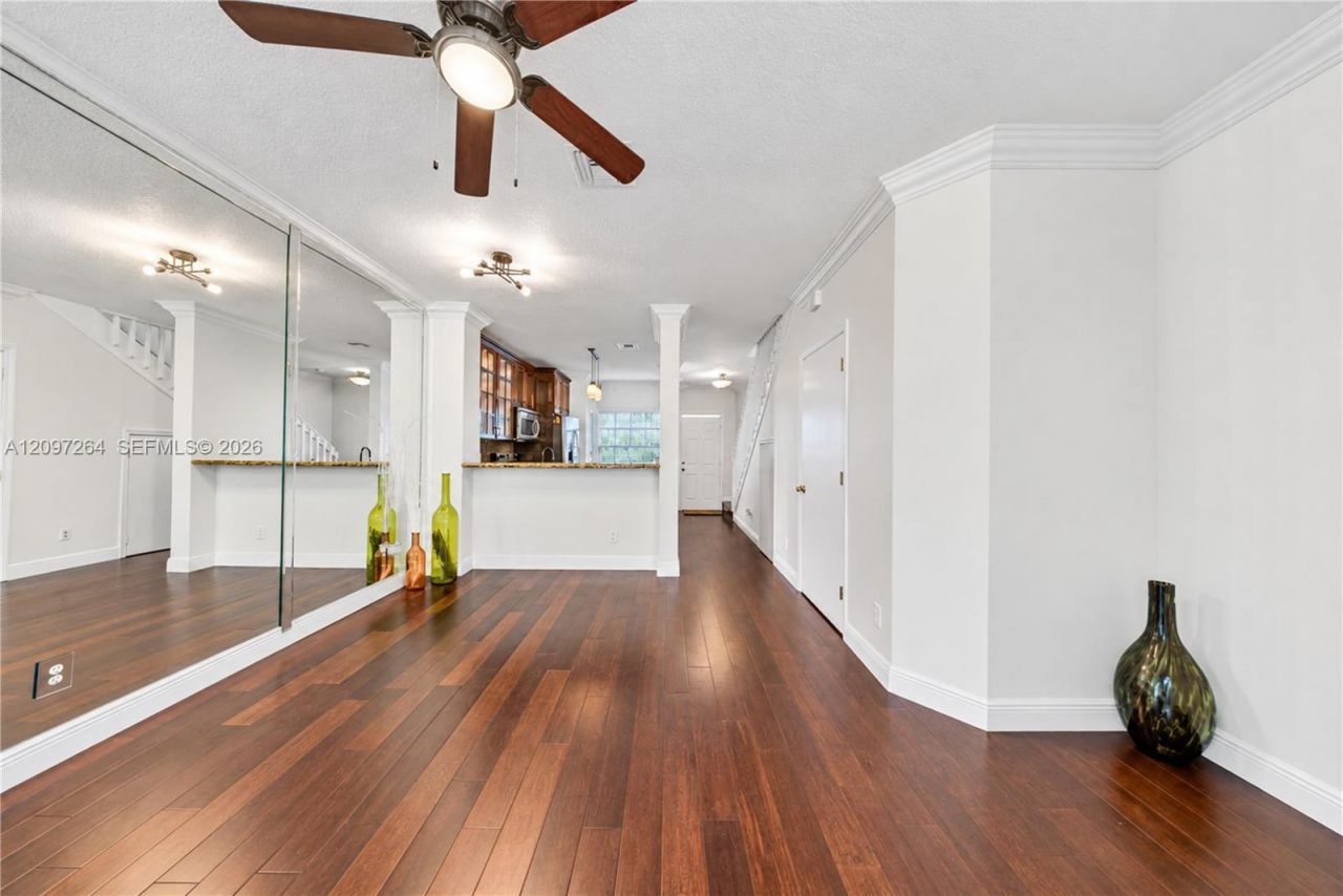 716 SW 122nd Ave, Pembroke Pines, FL 33025 Photo