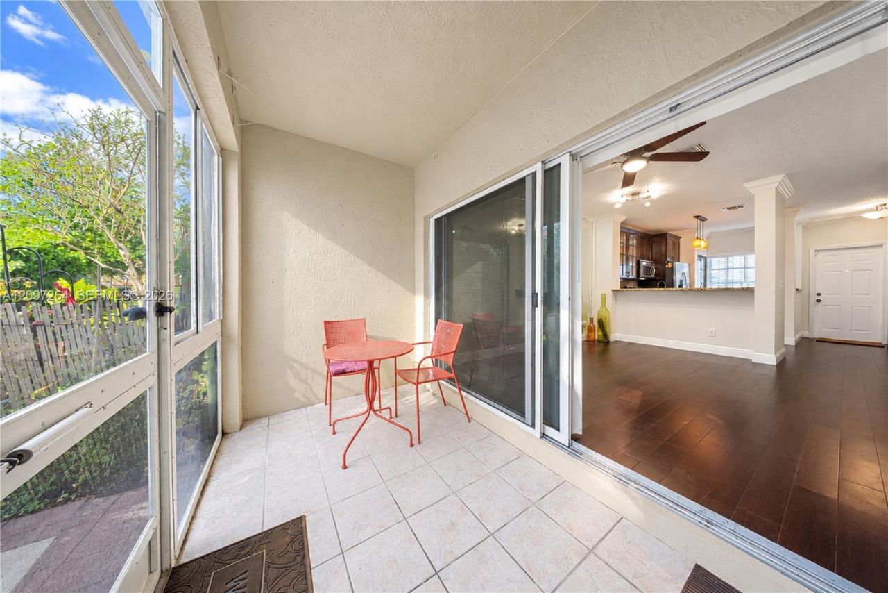 716 SW 122nd Ave, Pembroke Pines, FL 33025 Photo
