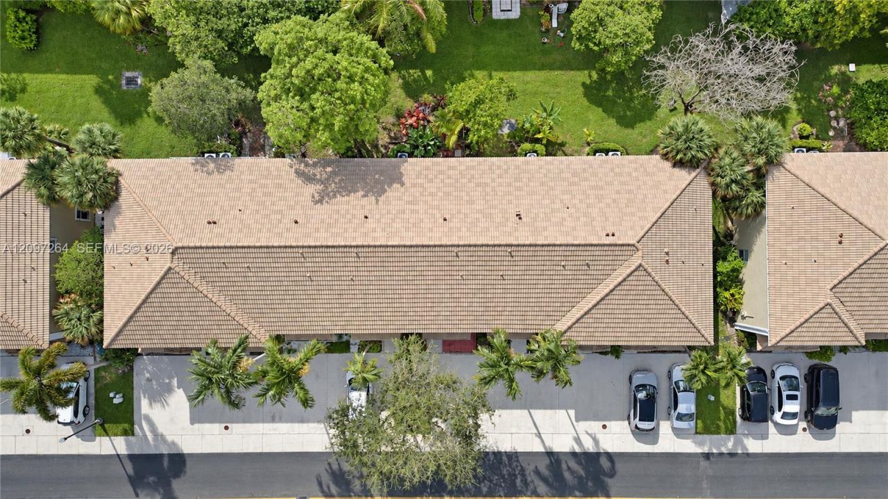 716 SW 122nd Ave, Pembroke Pines, FL 33025 Photo