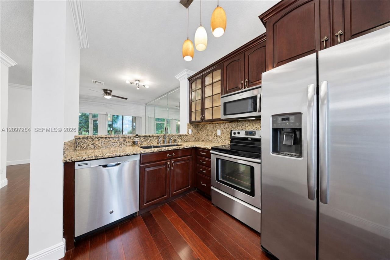 716 SW 122nd Ave, Pembroke Pines, FL 33025 Photo