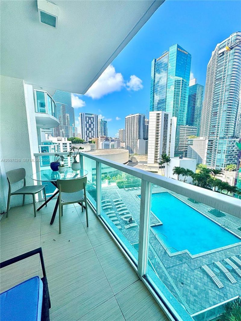 31 SE 5th St , Unit 1708, Miami, FL 33131 Photo
