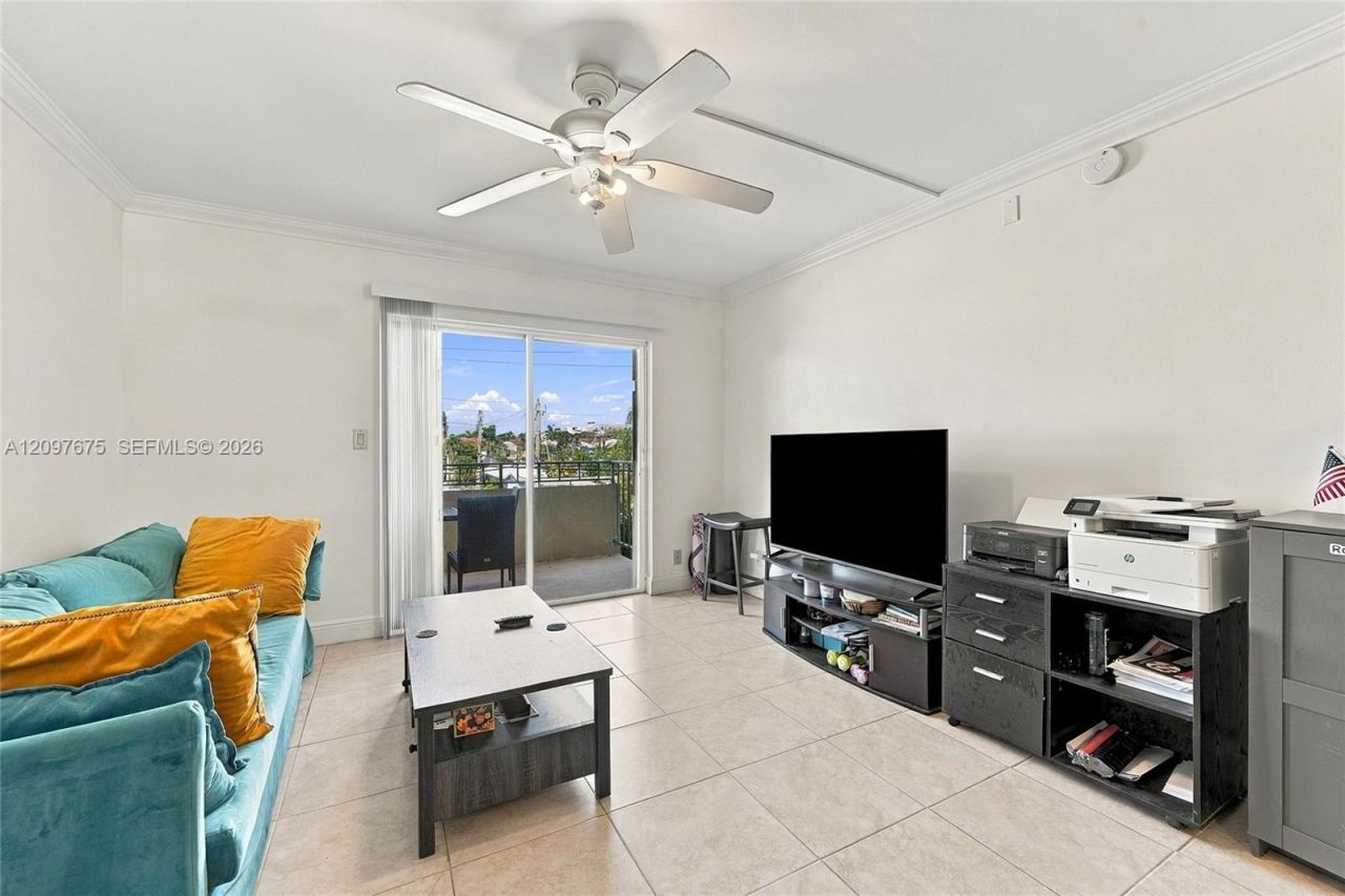 900 NE 18th Ave , Unit 304, Fort Lauderdale, FL 33304 Photo