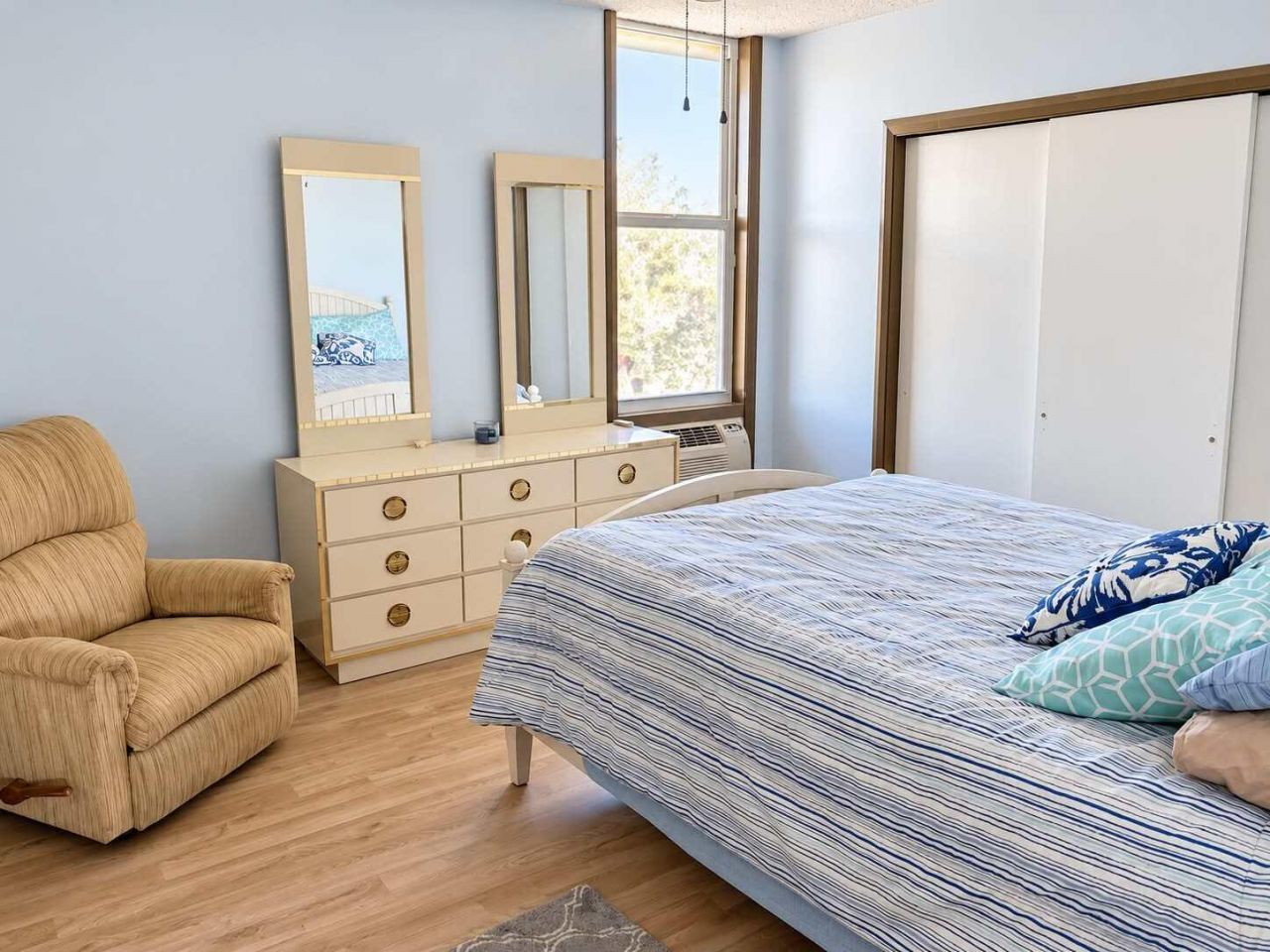 15 S Golfview Road, Unit 305, Lake Worth Beach, FL 33460 Photo