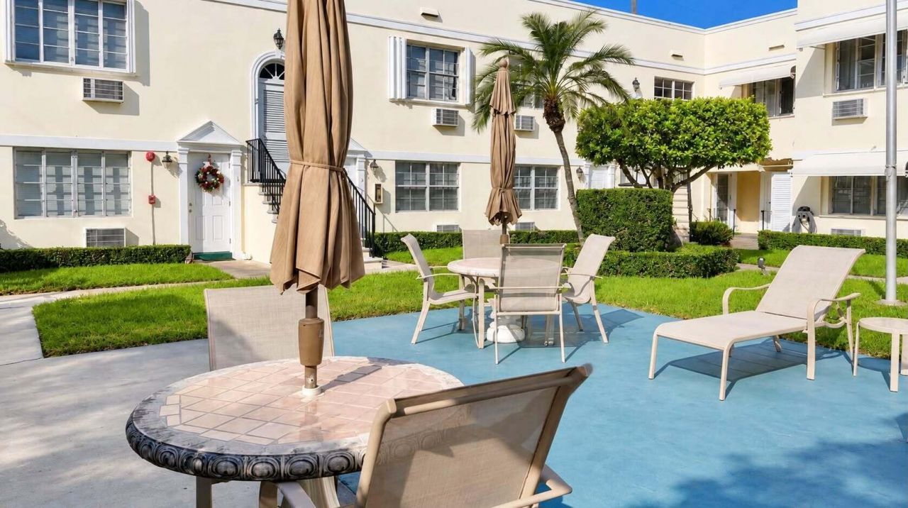15 S Golfview Road, Unit 305, Lake Worth Beach, FL 33460 Photo