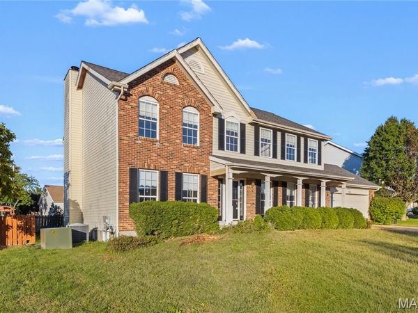 14821 Understanding Court, Florissant, MO 63034