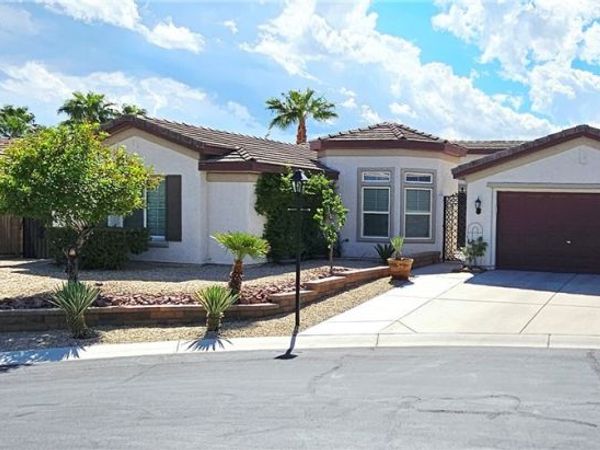 8229 Flowing Rapids Court, Las Vegas, NV 89131