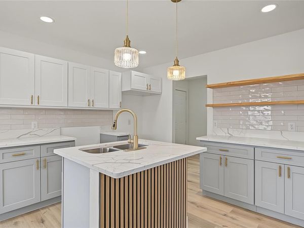 940 E Tucker Street, Fort Worth, TX 76104