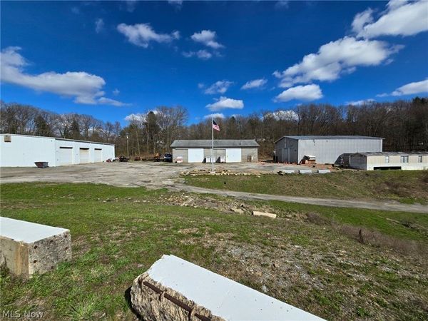 14533 E Liverpool Road , East Liverpool, OH 43920