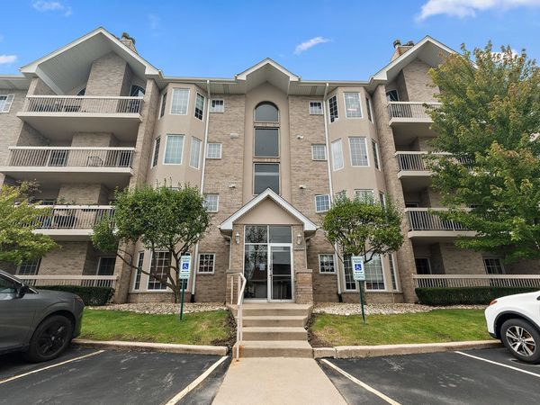 7747 Bristol Park Drive , Unit 1SE, Tinley Park, IL 60477